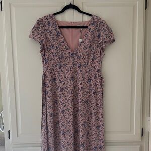 WAYF Dusty Pink Floral V-Neck Midi Dress